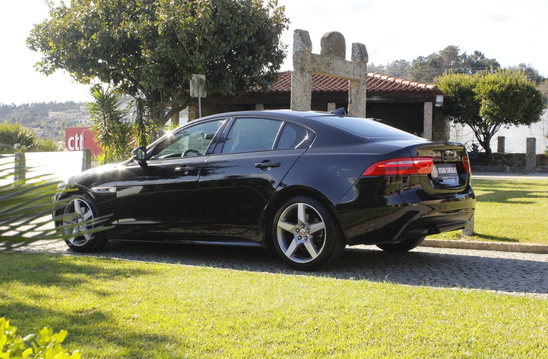 JAGUAR XE 2.0 D R-Sport Aut.