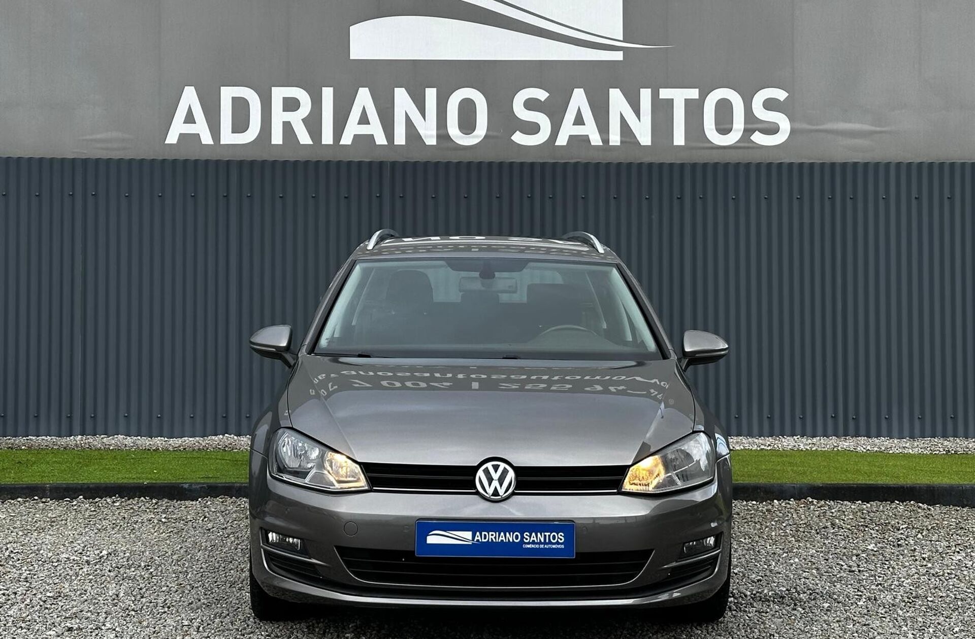 VOLKSWAGEN Golf 1.6 TDi Confortline