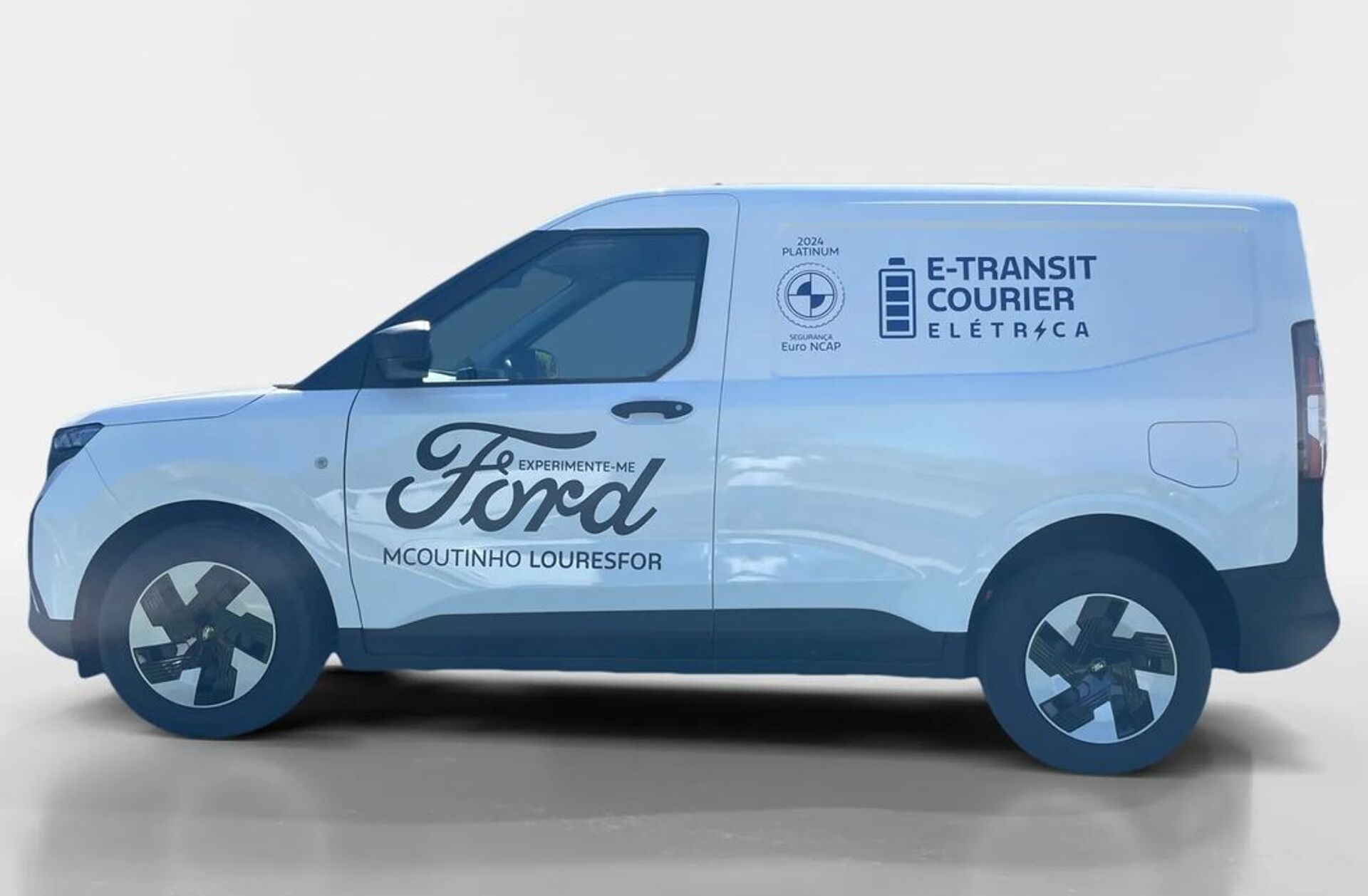 FORD Courier E-Tourneo  43 kWh Titanium