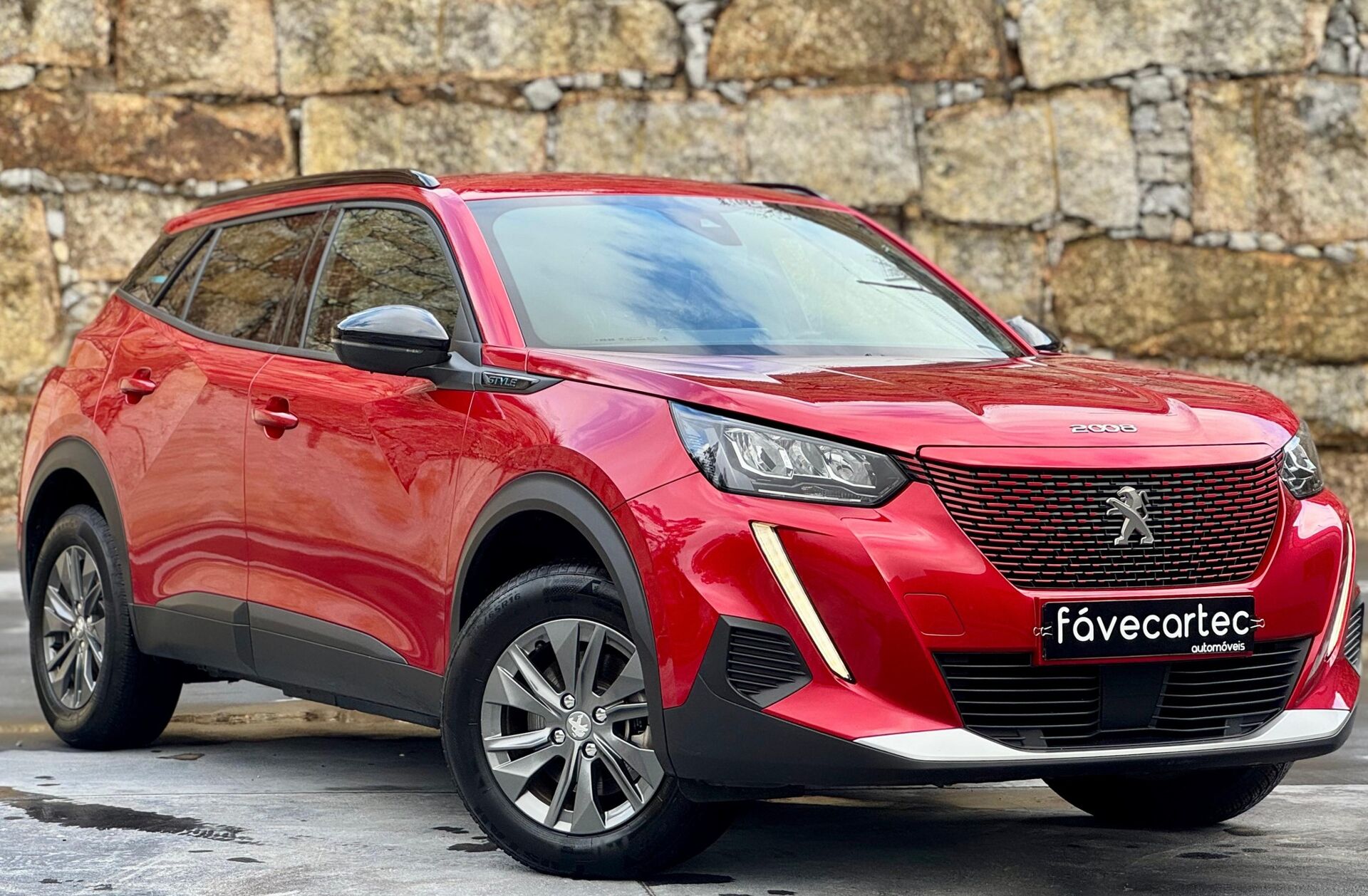 PEUGEOT 2008 e- 50 kWh GT