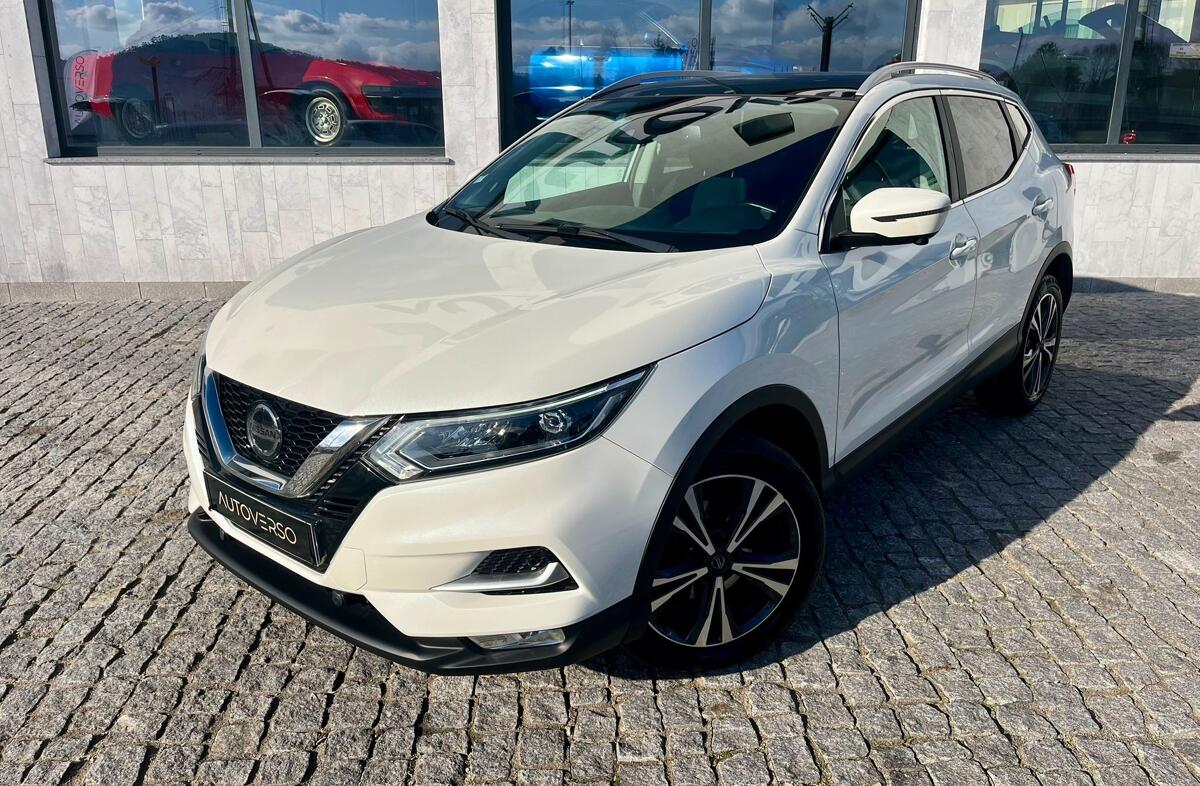 NISSAN Qashqai 1.5 dCi N-Connecta