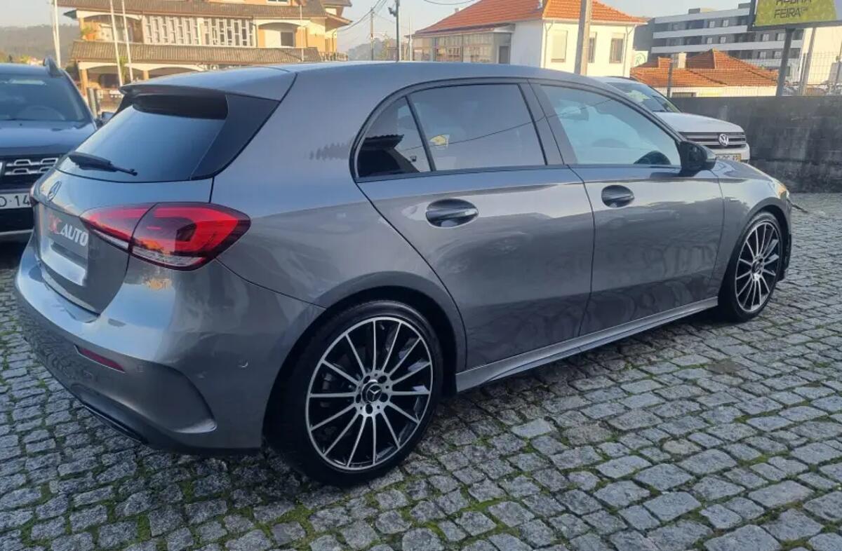 MERCEDES Classe A A 180 d AMG Line Aut.