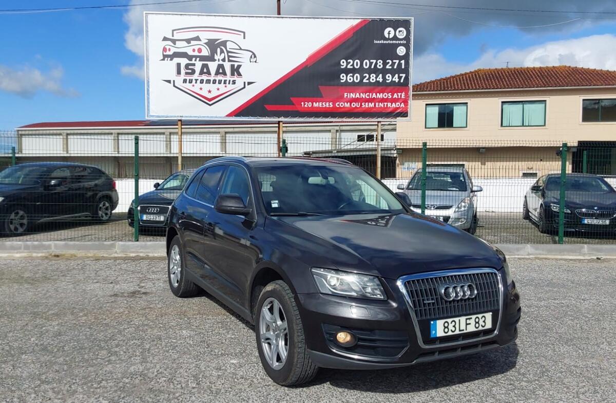 AUDI Q5 2.0 TDi S-line S-tronic
