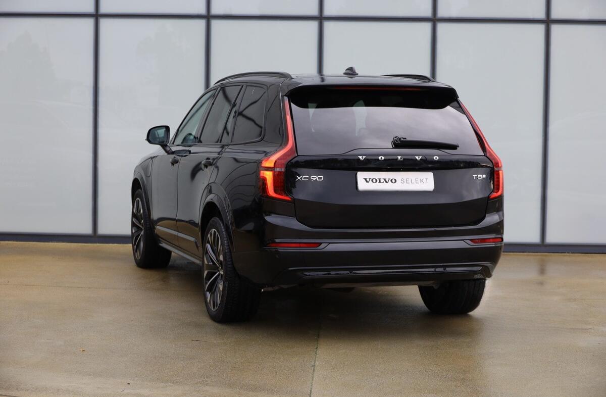 VOLVO XC90 2.0 T8 PHEV Plus Dark AWD
