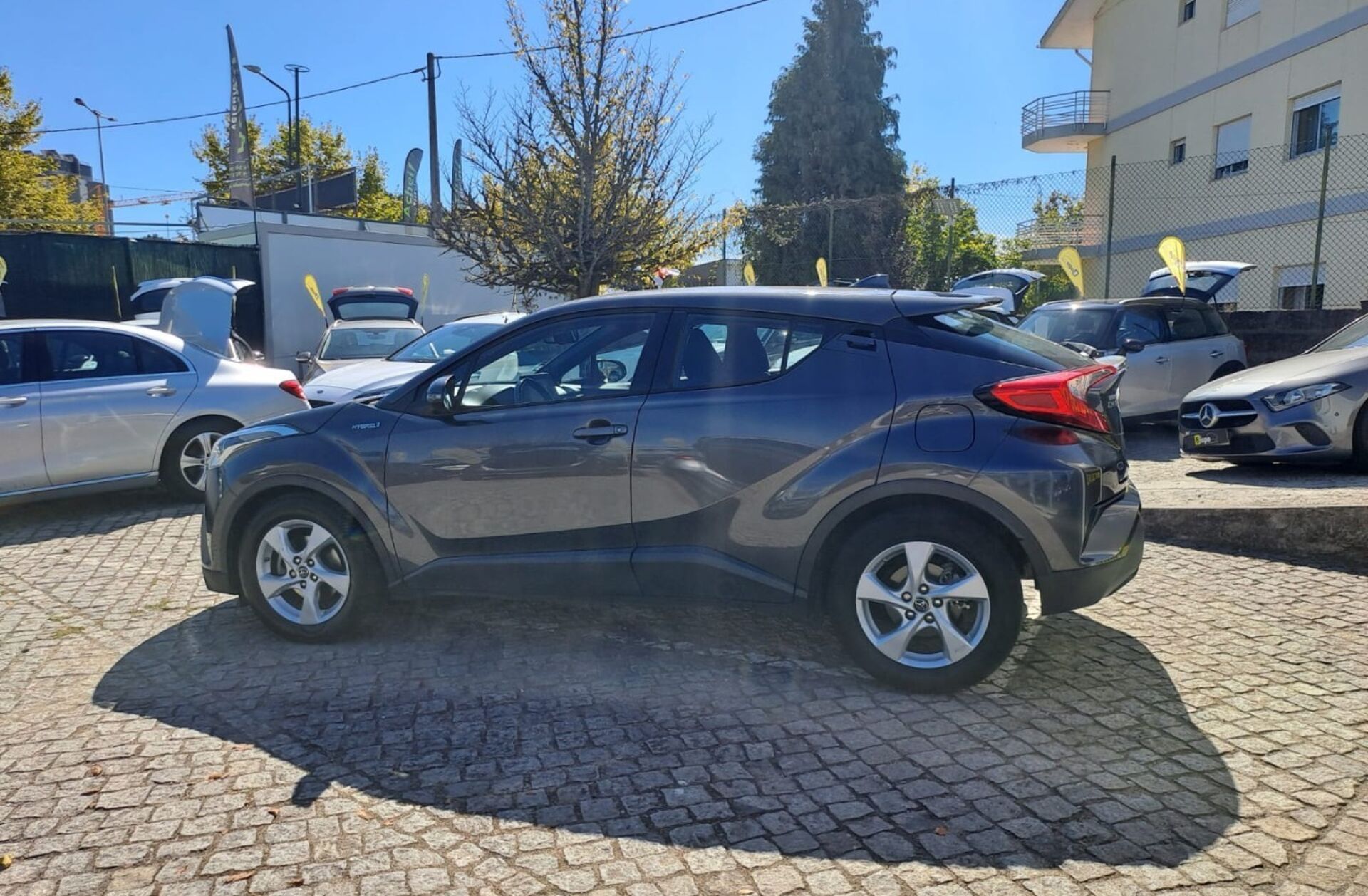 TOYOTA C-HR 1.8 HSD Lounge