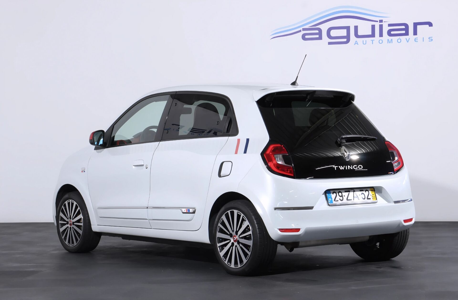 RENAULT Twingo 0.9 TCe Le Coq Sportif