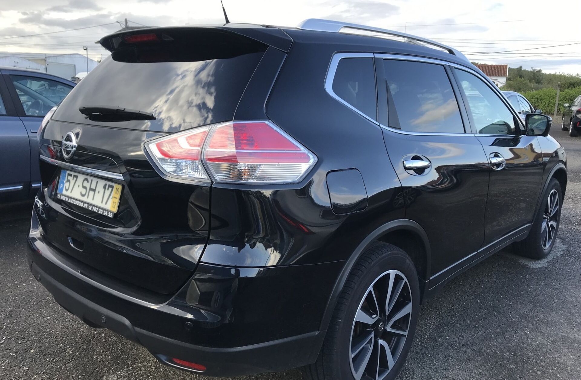 NISSAN X-Trail 1.6 dCi N-Connecta Xtronic