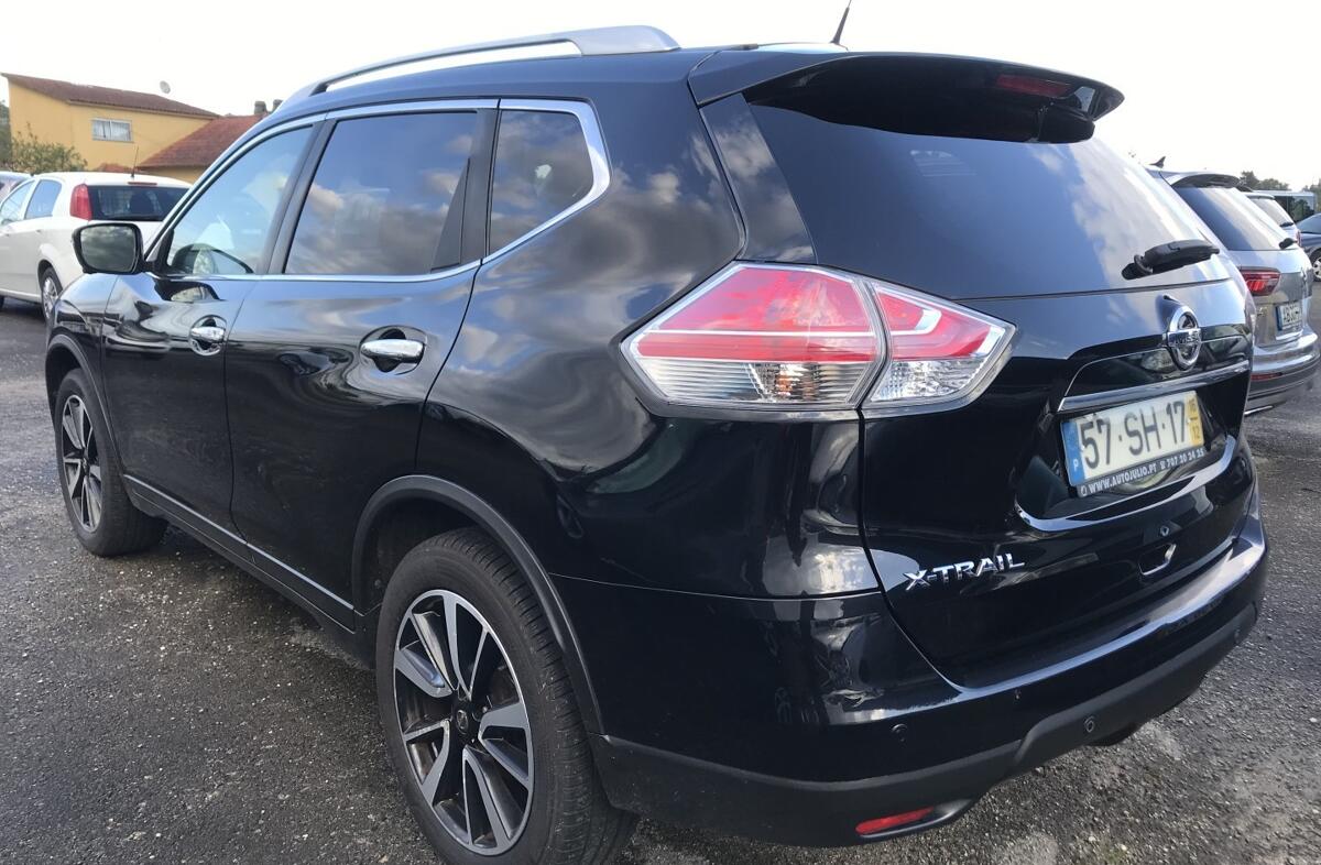 NISSAN X-Trail 1.6 dCi N-Connecta Xtronic