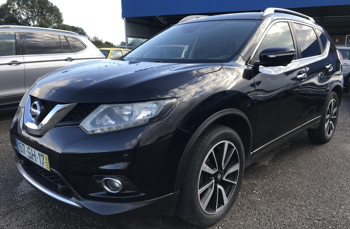 NISSAN X-Trail 1.6 dCi N-Connecta Xtronic