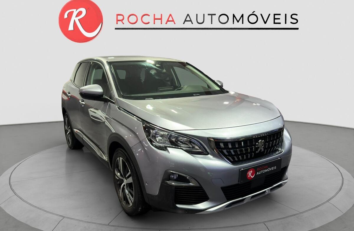 PEUGEOT 3008 1.2 PureTech Allure