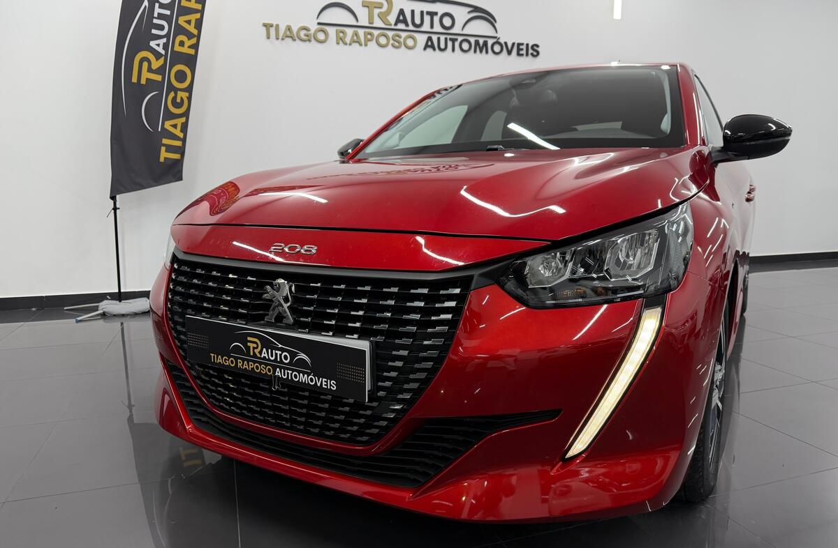 PEUGEOT 208 1.2 PureTech Allure EAT8