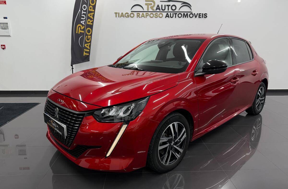 PEUGEOT 208 1.2 PureTech Allure EAT8