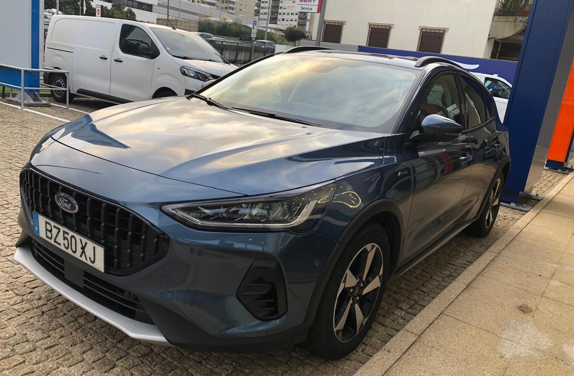 FORD Focus 1.0 EcoBoost MHEV Active X Aut.