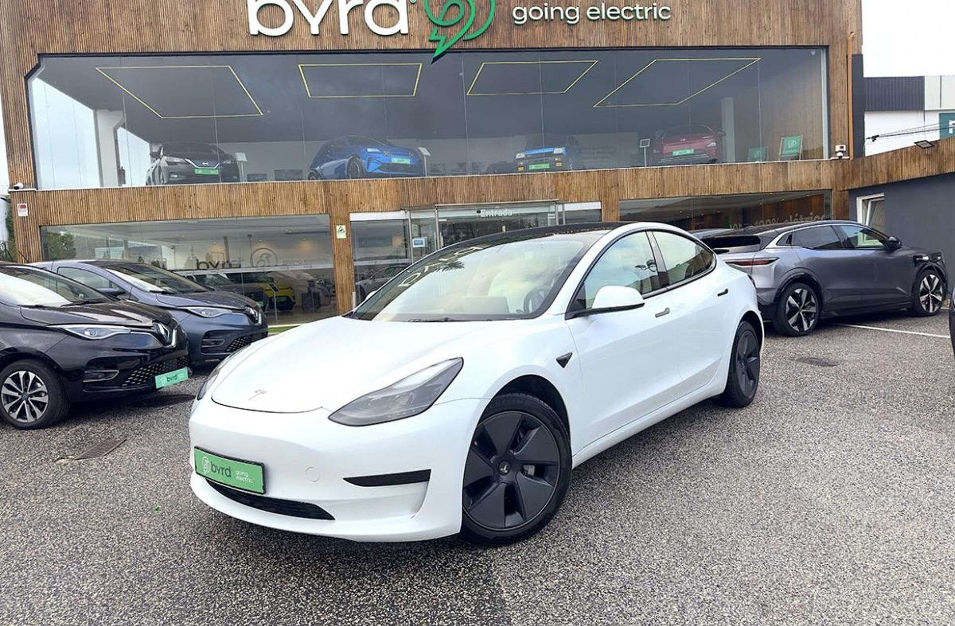 TESLA Model 3 Standard Range Plus RWD