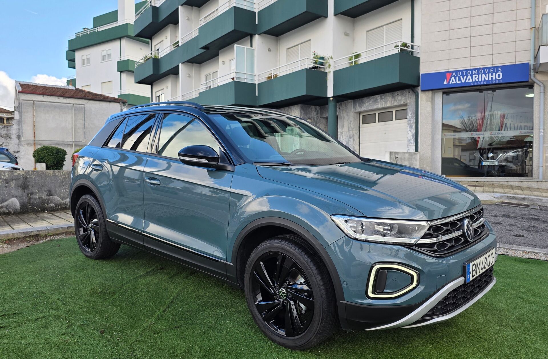 VOLKSWAGEN T-Roc 1.0 TSI Black Style