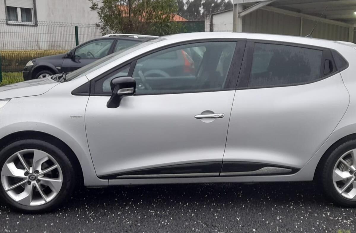 RENAULT Clio 1.5 dCi Limited Edition