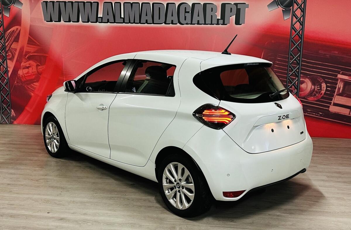 RENAULT ZOE Limited 50