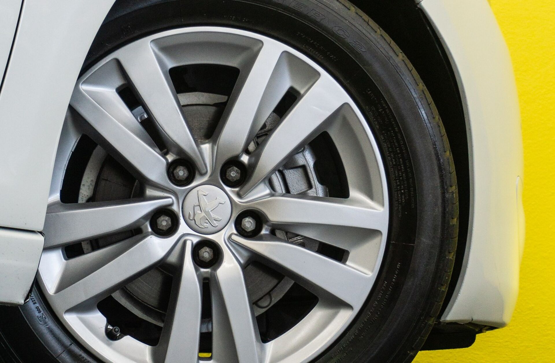 PEUGEOT 308 1.6 HDi Allure