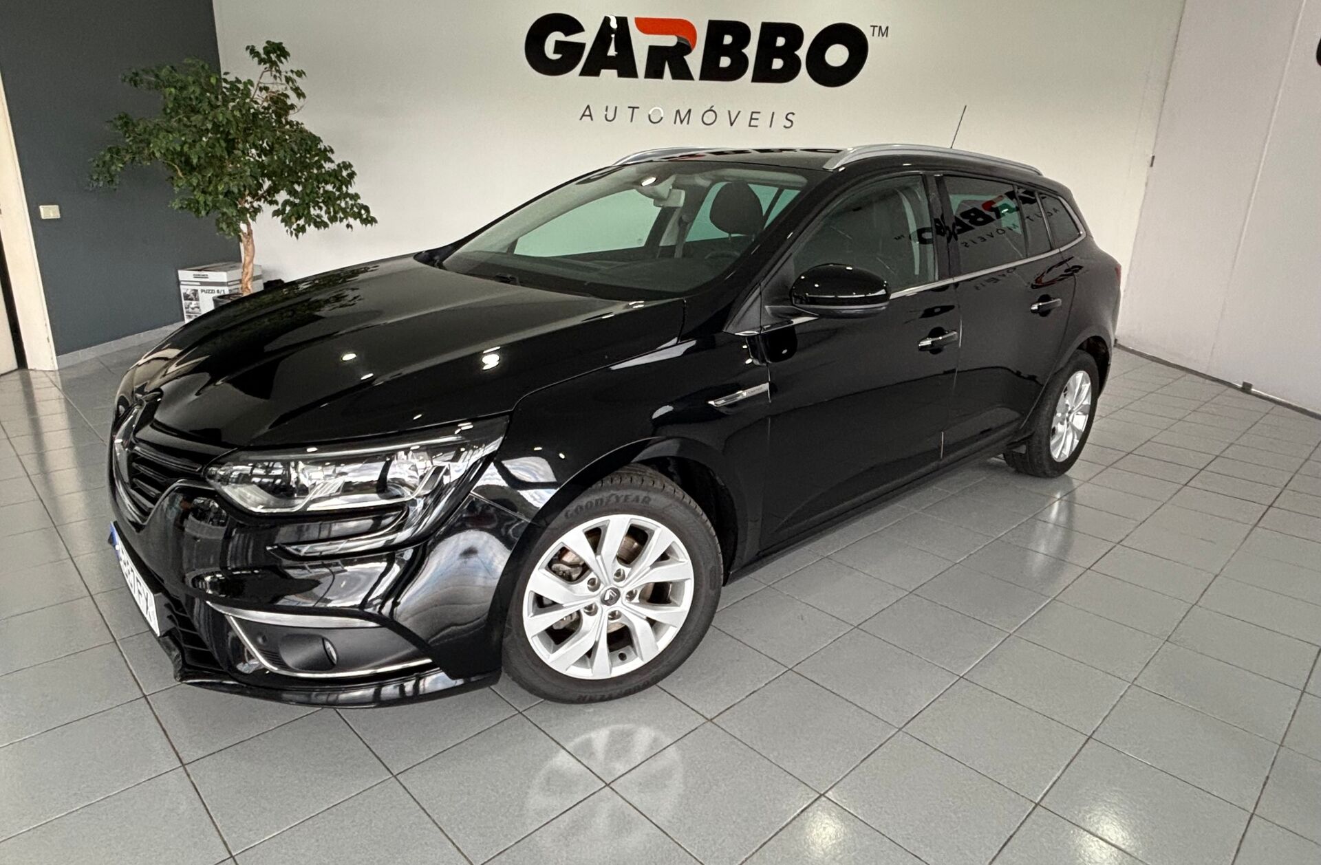 RENAULT Mégane 1.5 Blue dCi Intens