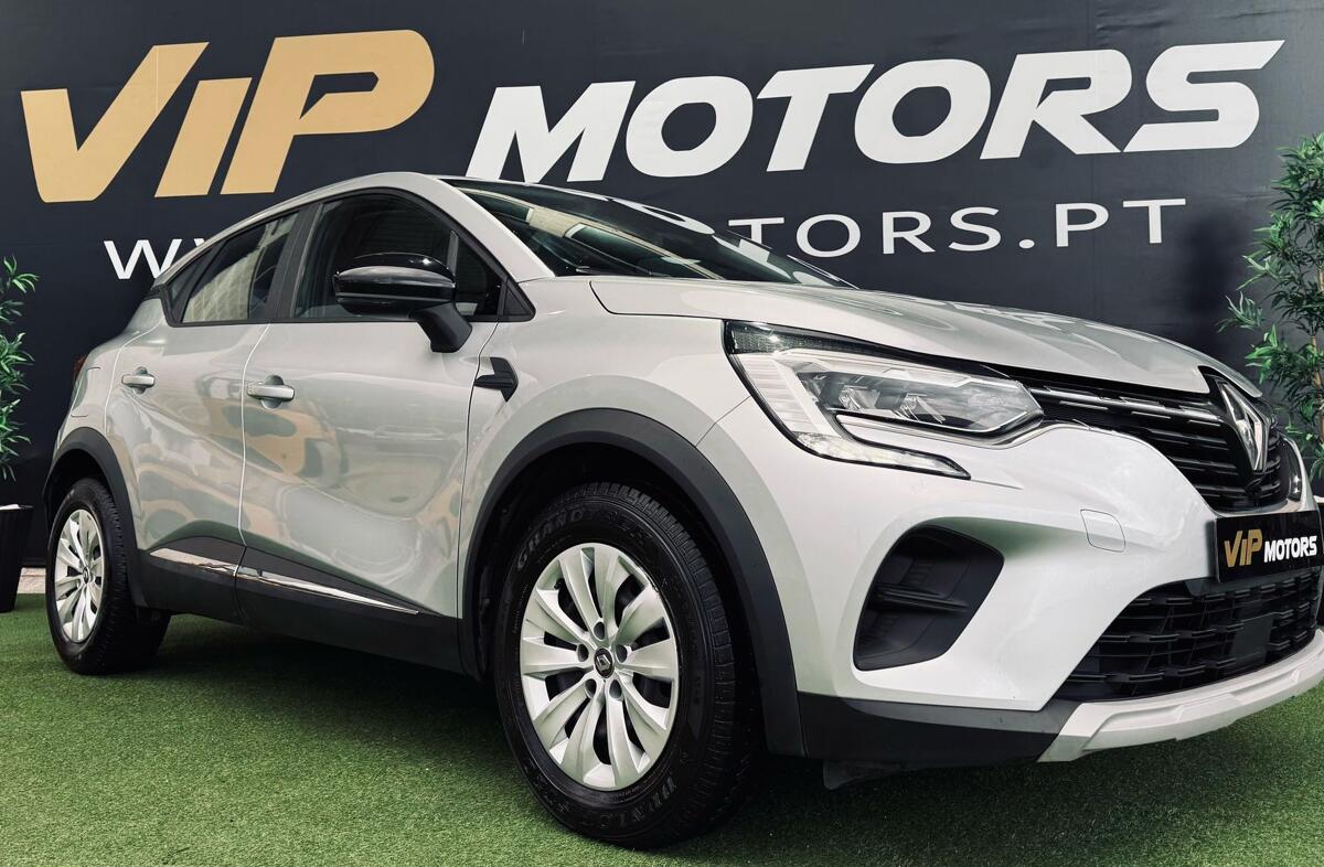RENAULT Captur 1.0 TCe Exclusive