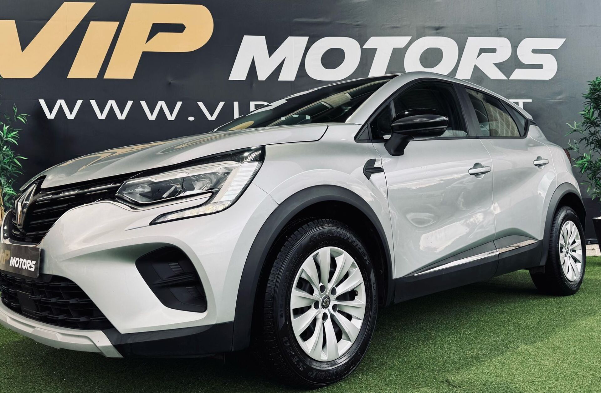 RENAULT Captur 1.0 TCe Exclusive