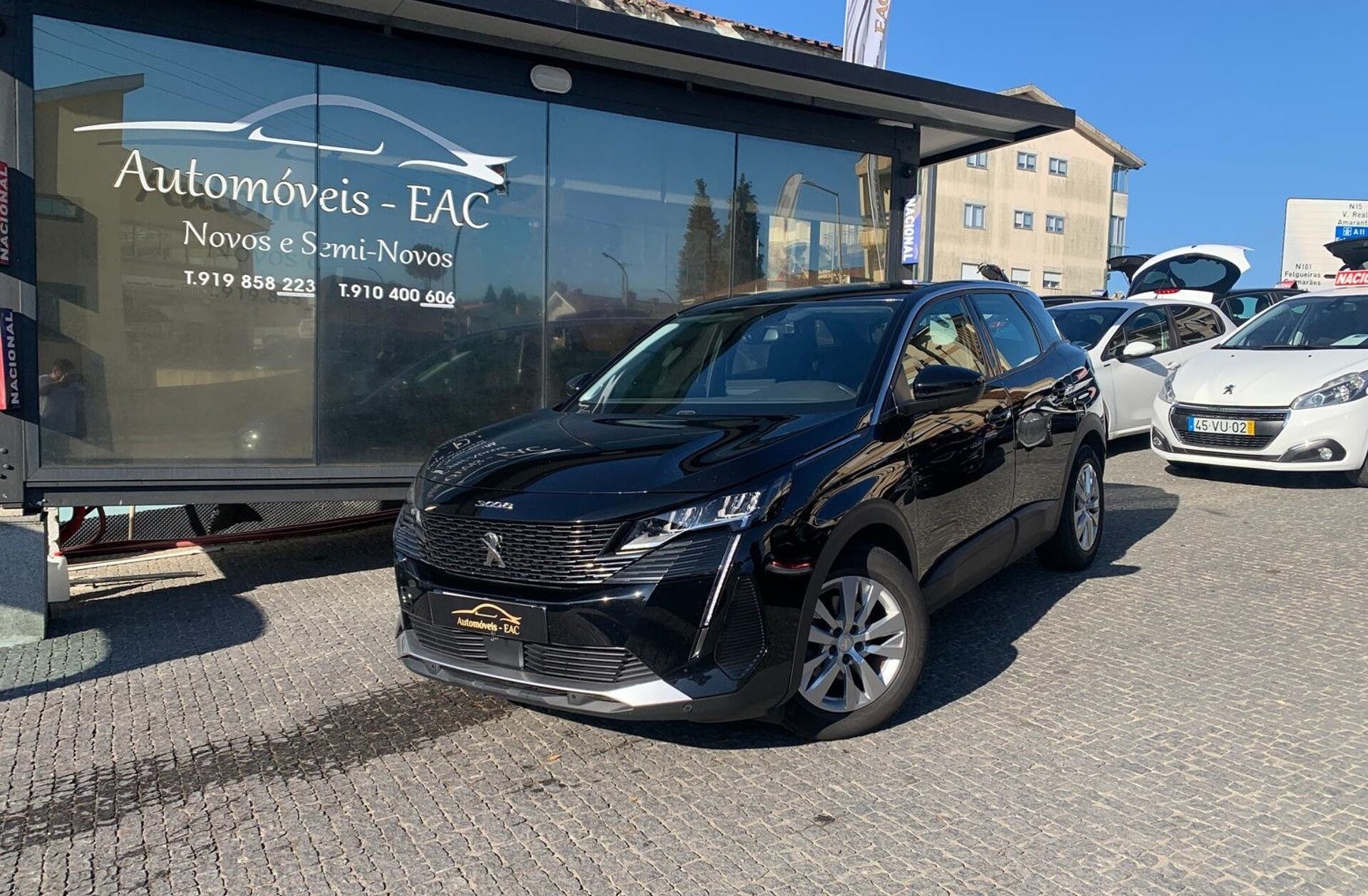 PEUGEOT 3008 1.5 BlueHDi Active
