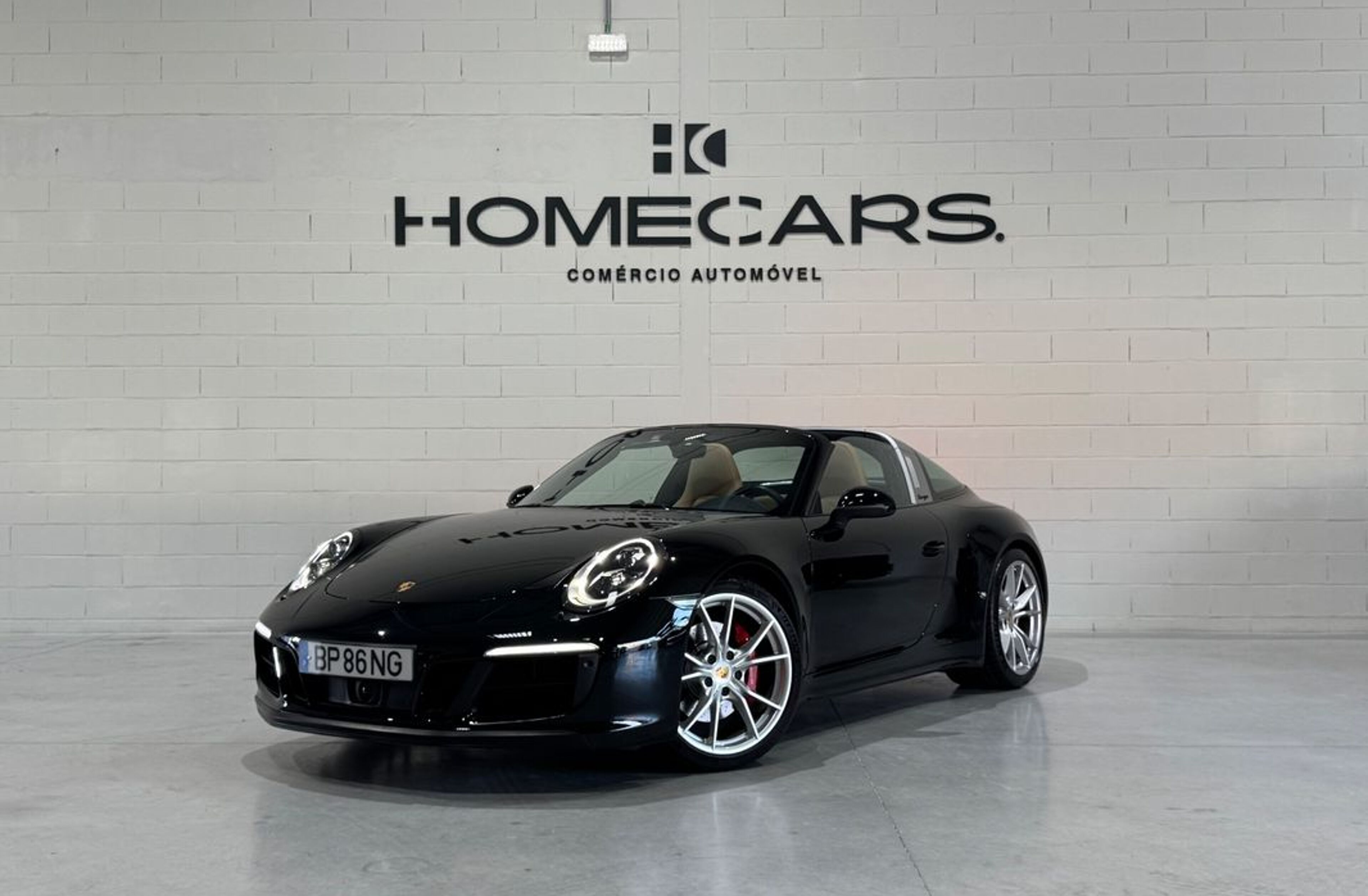 PORSCHE 911 911 Targa 4 GTS PDK