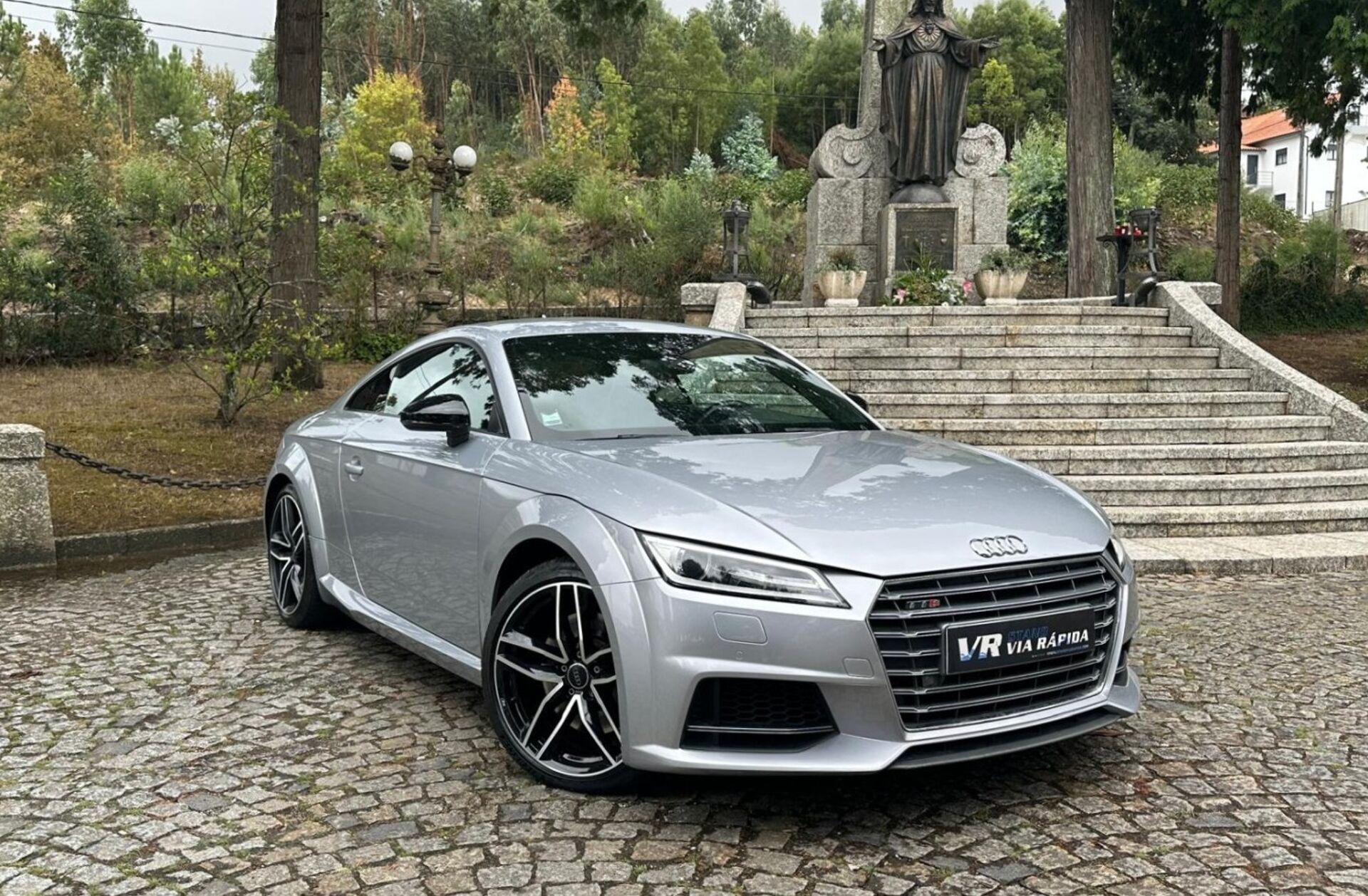 AUDI TT 2.0 TFSI quattro S tronic