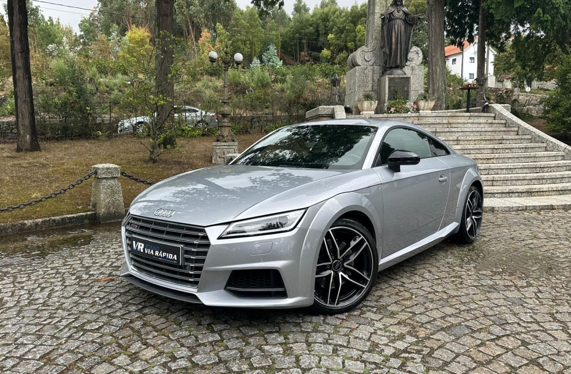 AUDI TT 2.0 TFSI quattro S tronic