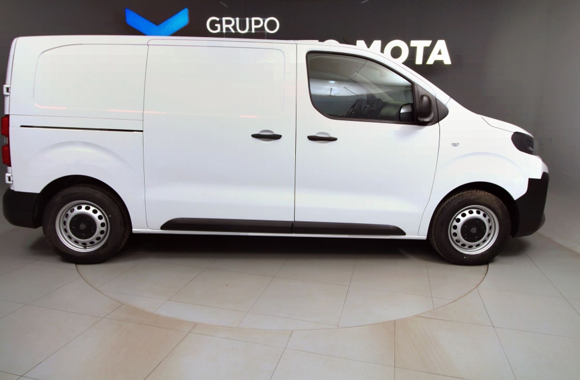 PEUGEOT Expert 1.5 BlueHDi Standard