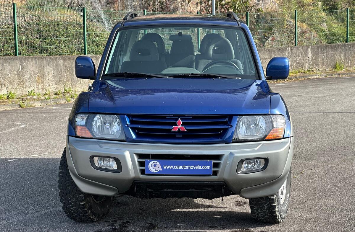 MITSUBISHI Pajero 3.2 DI-D GLS