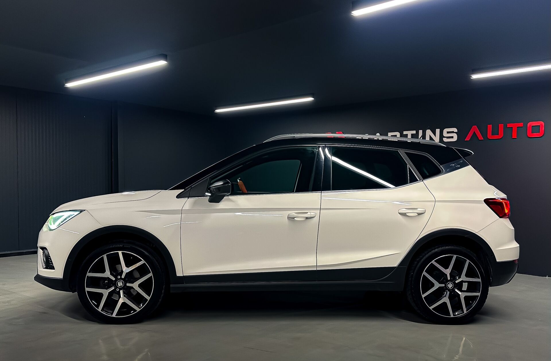 SEAT Arona 1.0 TGI FR