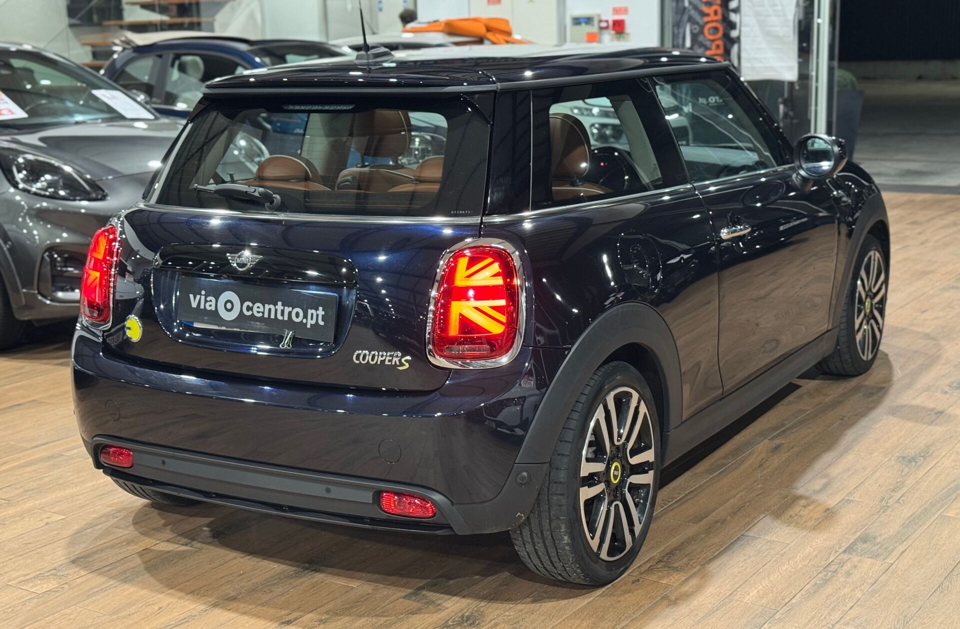 MINI Mini Cooper SE Camden Edition