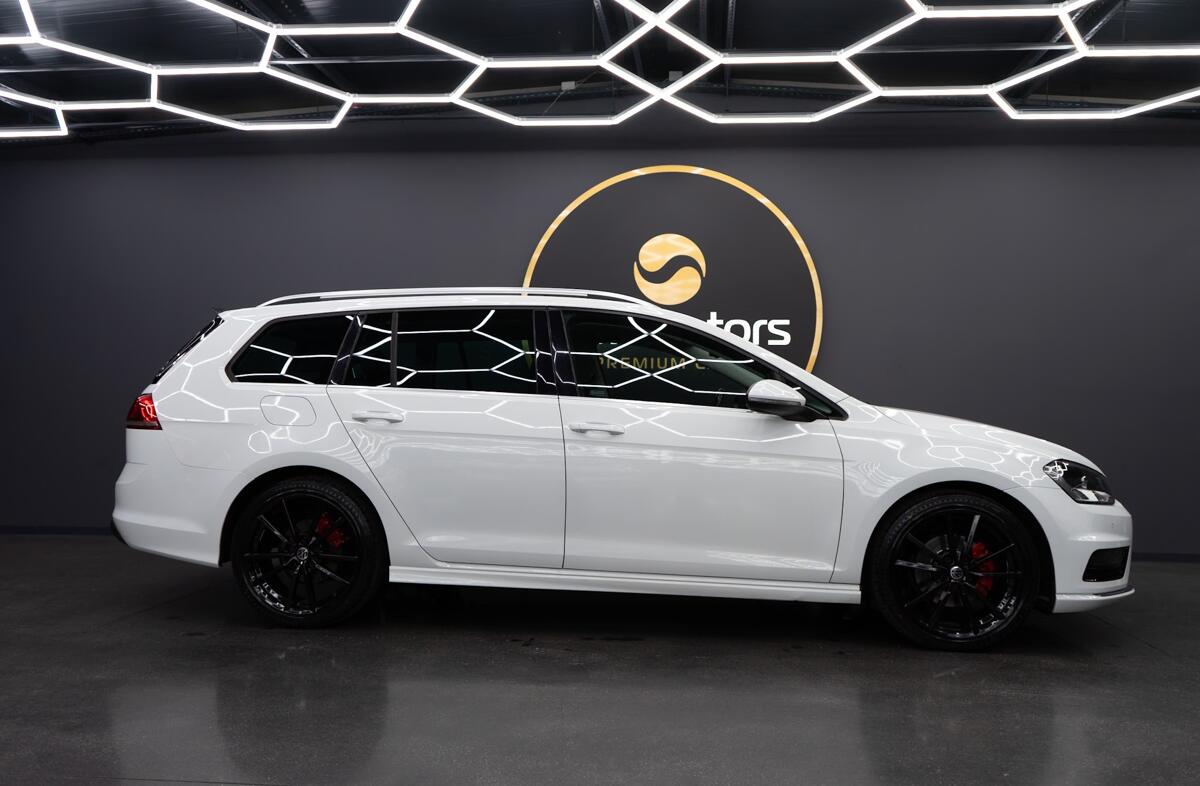 VOLKSWAGEN Golf 1.6 TDi R-Line DSG