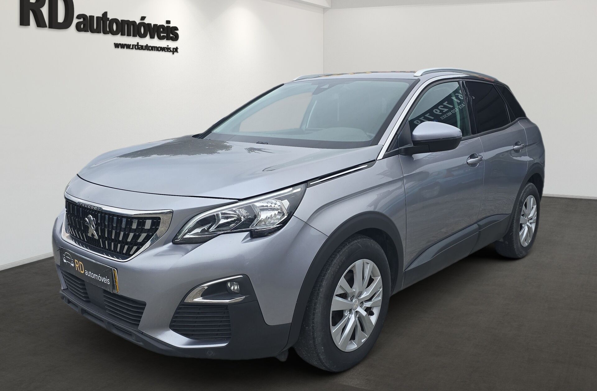 PEUGEOT 3008 1.5 BlueHDi Active
