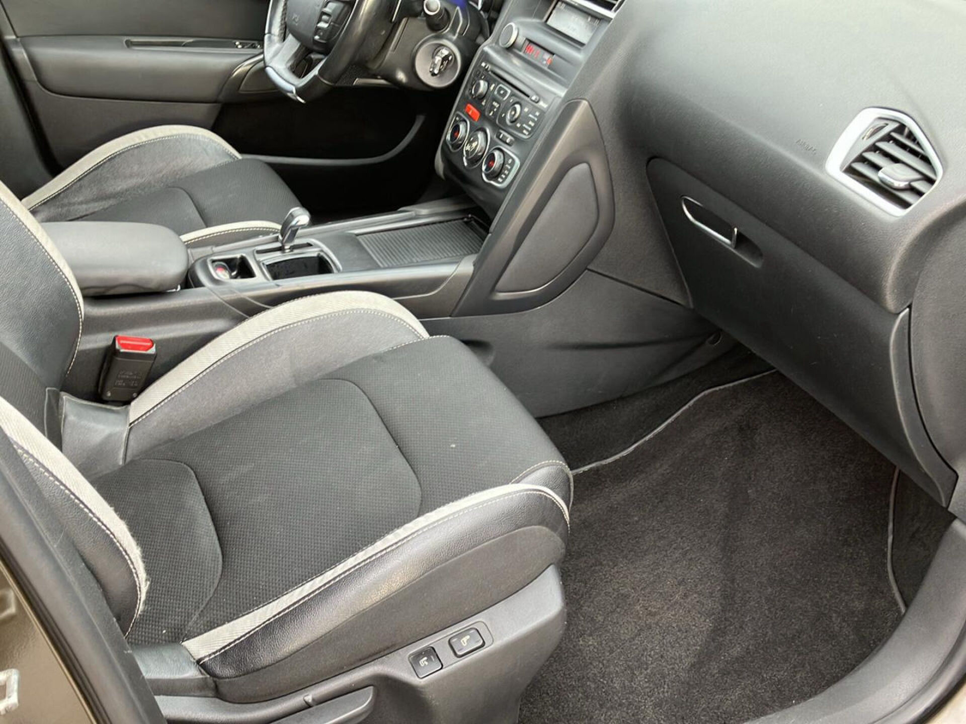 Foto do CITROEN DS 4