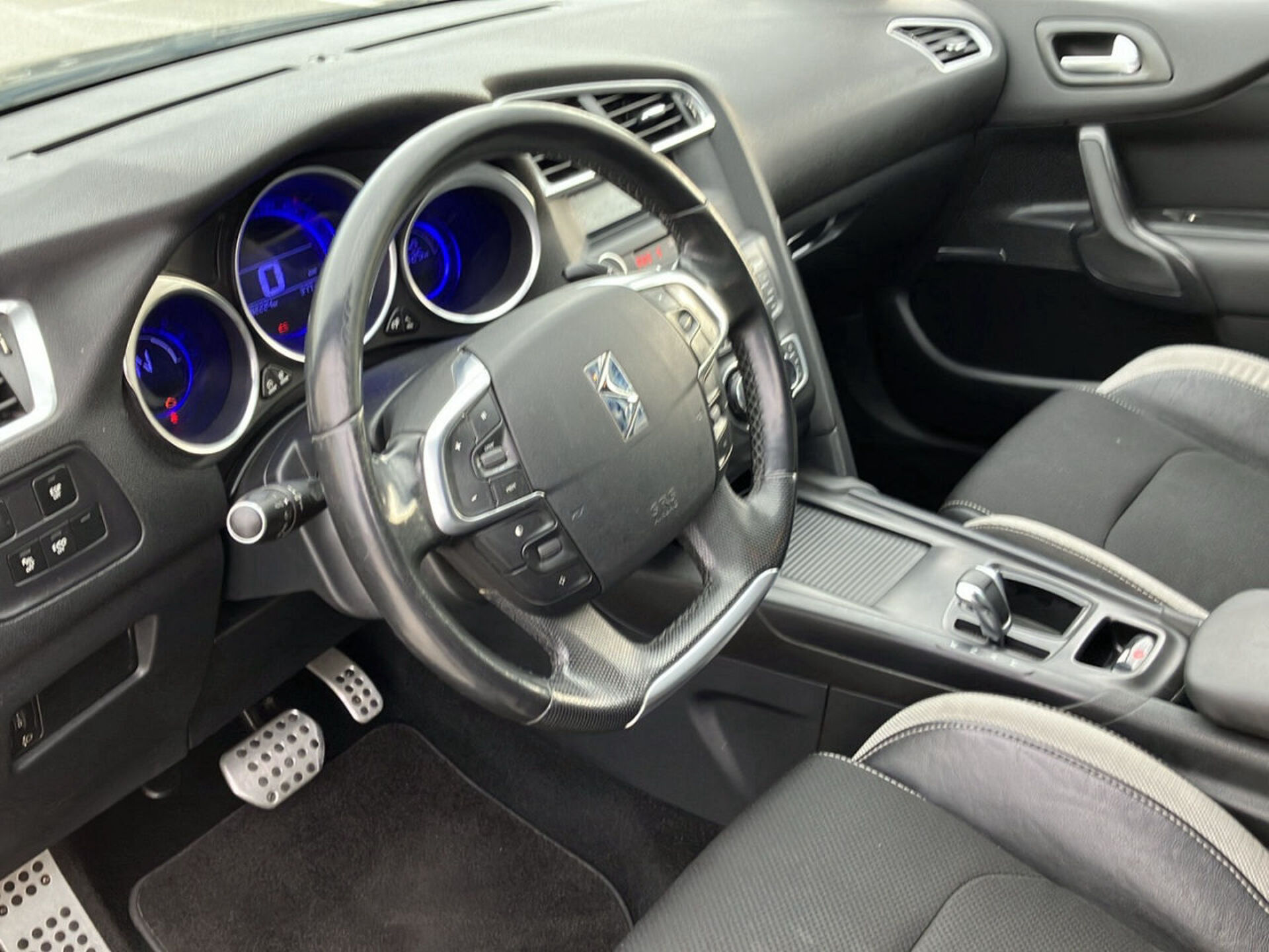 Foto do CITROEN DS 4