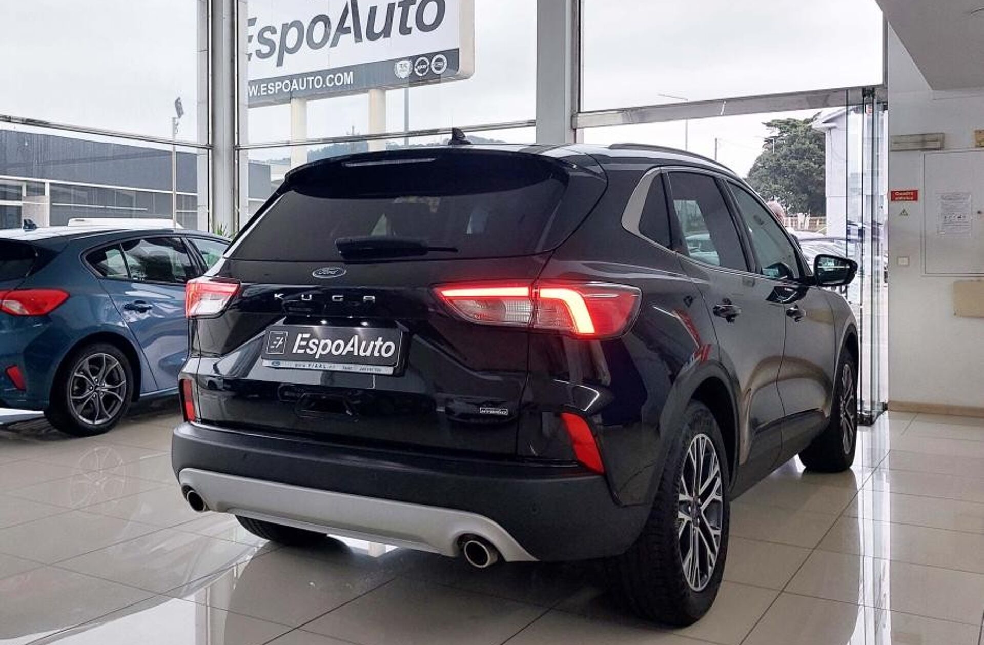 FORD Kuga 2.5 PHEV Titanium