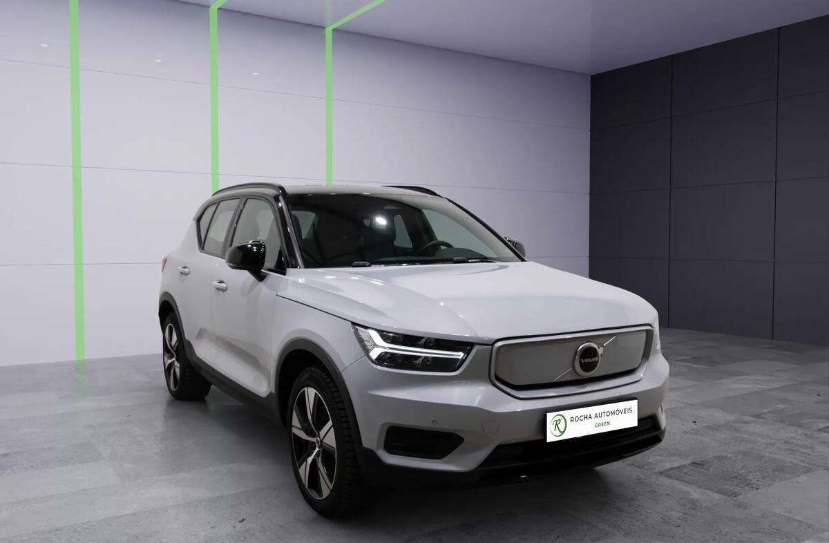VOLVO XC40 Recharge Twin Pro
