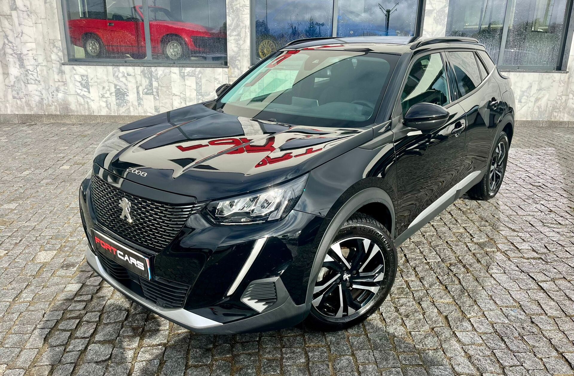 PEUGEOT 2008 1.2 PureTech Allure EAT8