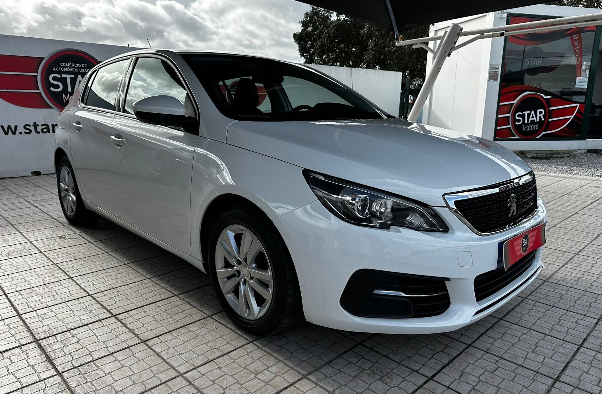 PEUGEOT 308 1.5 BlueHDi Allure