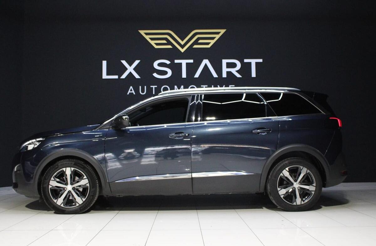 PEUGEOT 5008 2.0 BlueHDi GT EAT6