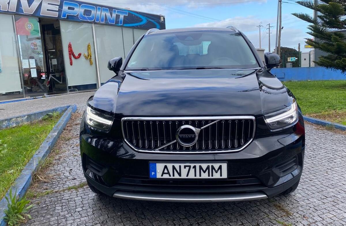 VOLVO XC40 1.5 T4 PHEV Inscription Expression