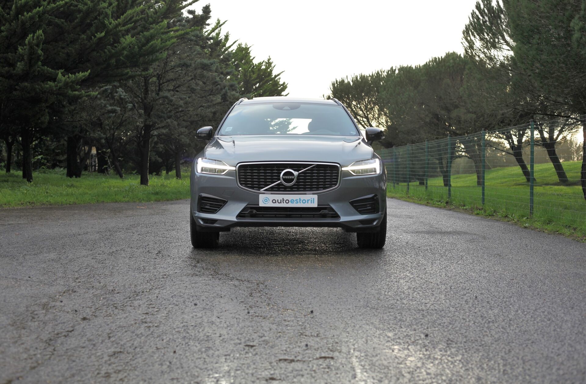 VOLVO XC60 2.0 T8 PHEV R-Design AWD