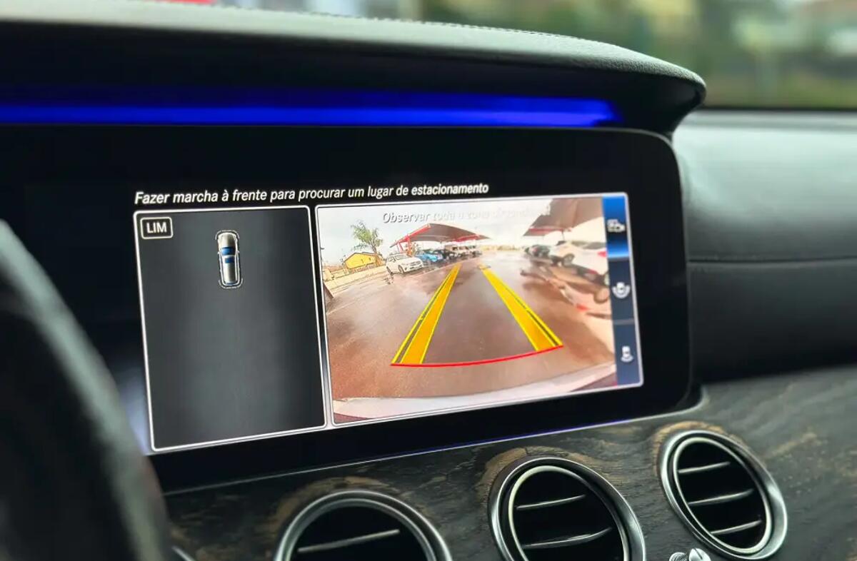 MERCEDES Classe E E 220 d  AMG Line