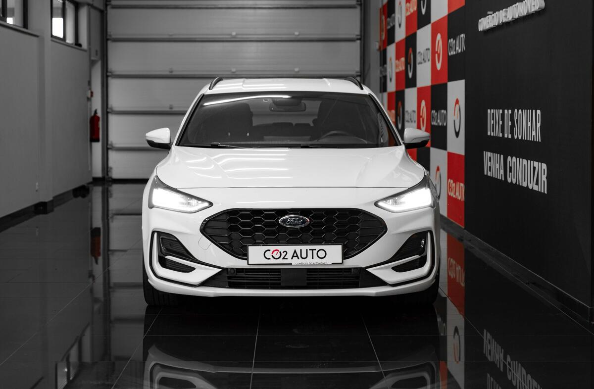 FORD Focus 1.0 EcoBoost MHEV ST-Line