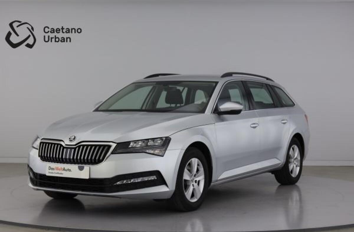 SKODA Superb 2.0 TDI Ambition DSG