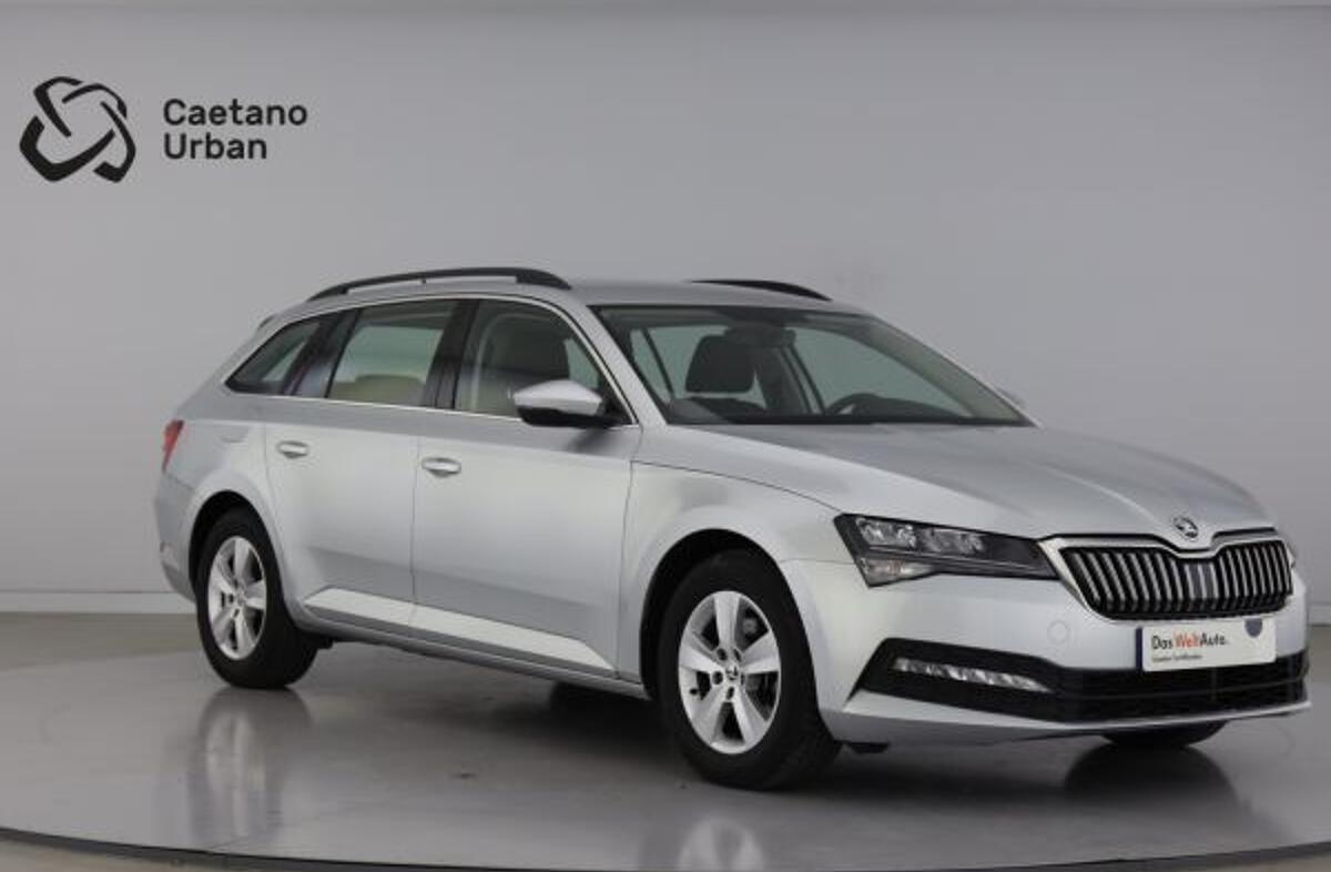 SKODA Superb 2.0 TDI Ambition DSG