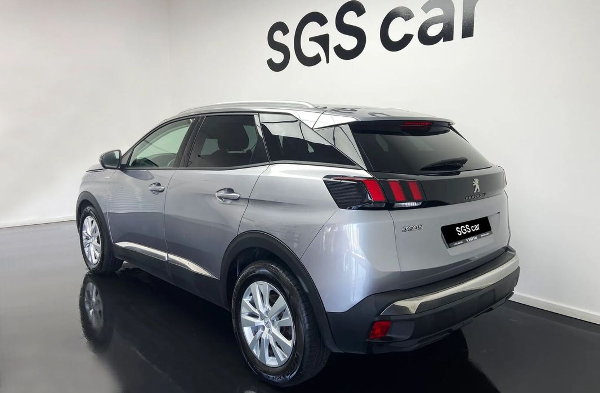PEUGEOT 3008 1.5 BlueHDi Style