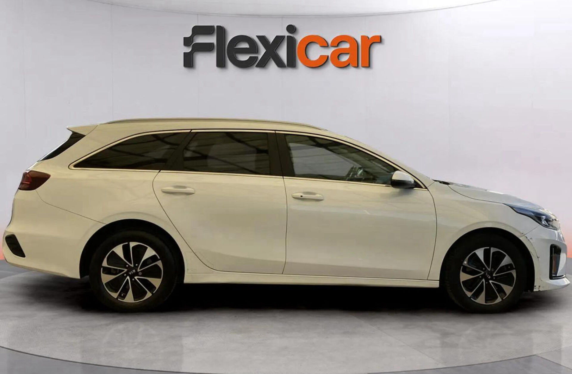 KIA Ceed SW 1.6 GDi PHEV Drive 6DCT